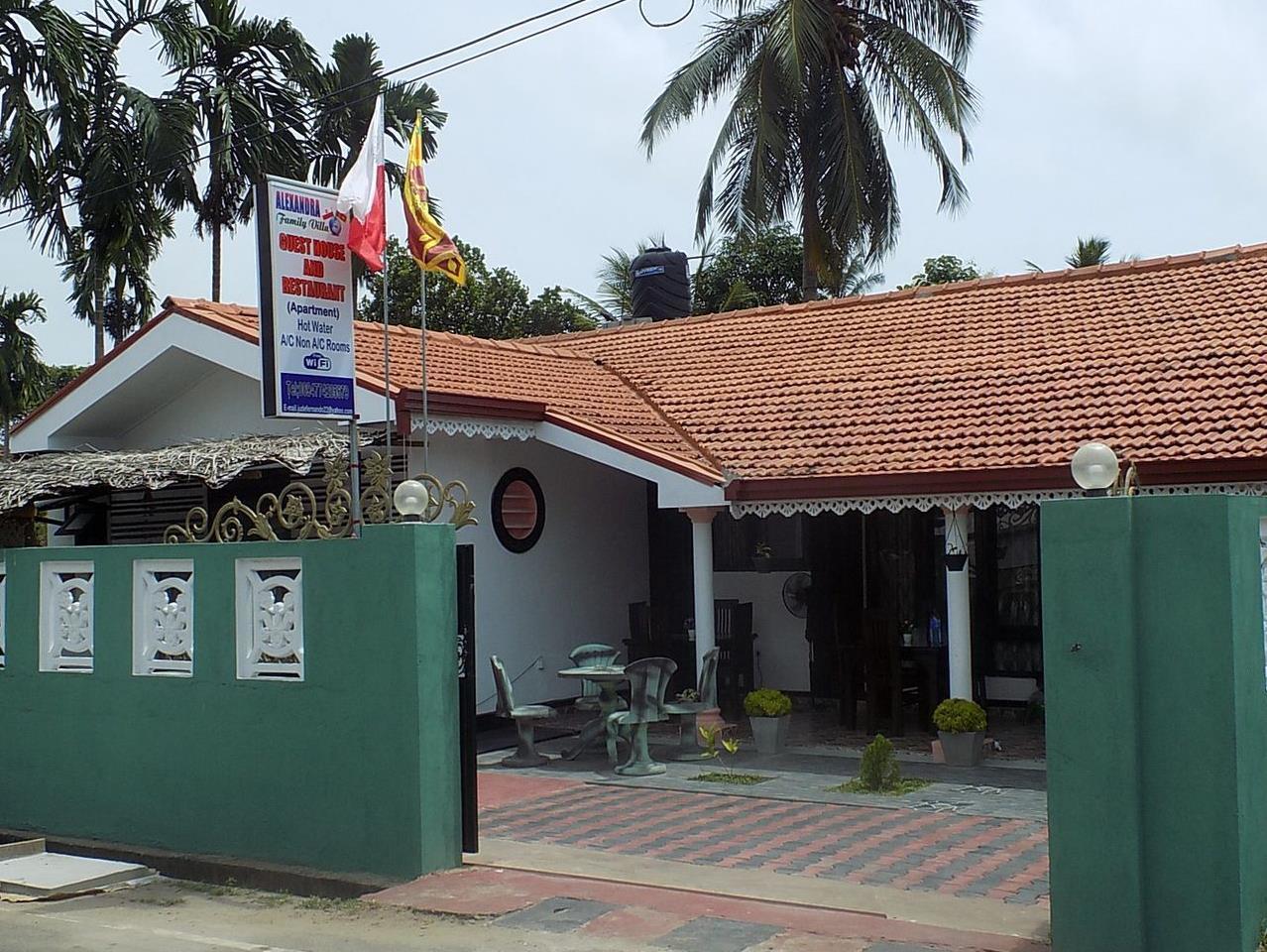 Alexandra Family Villa Negombo Exteriör bild