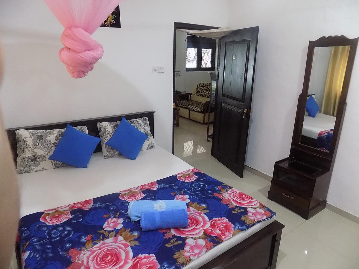 Alexandra Family Villa Negombo Exteriör bild