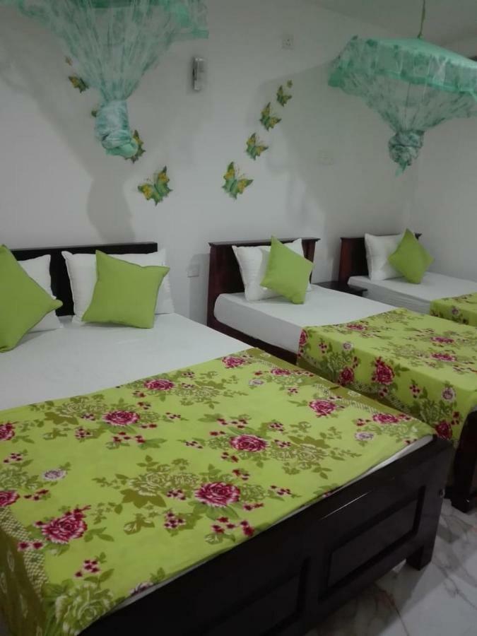 Alexandra Family Villa Negombo Exteriör bild